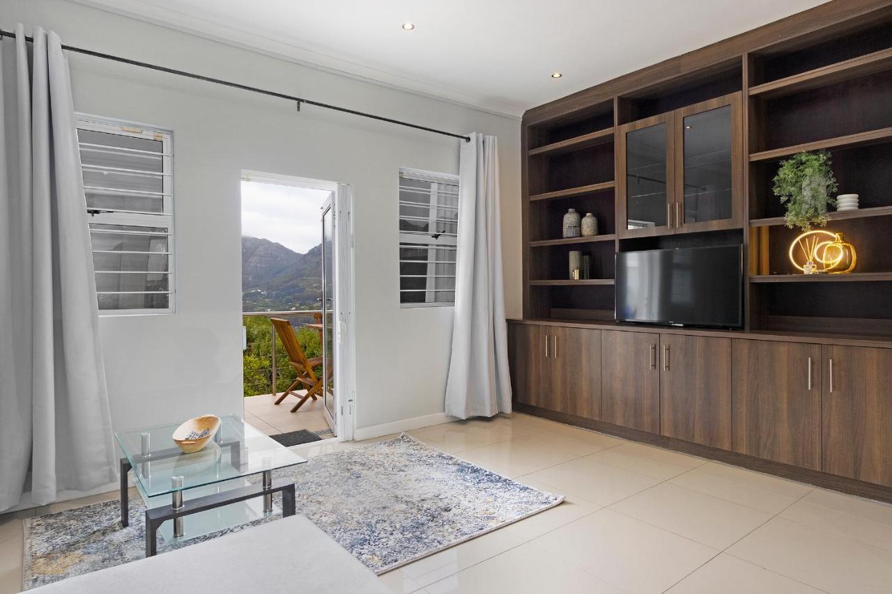 Mount Bay Hotel Hout Bay Exterior photo