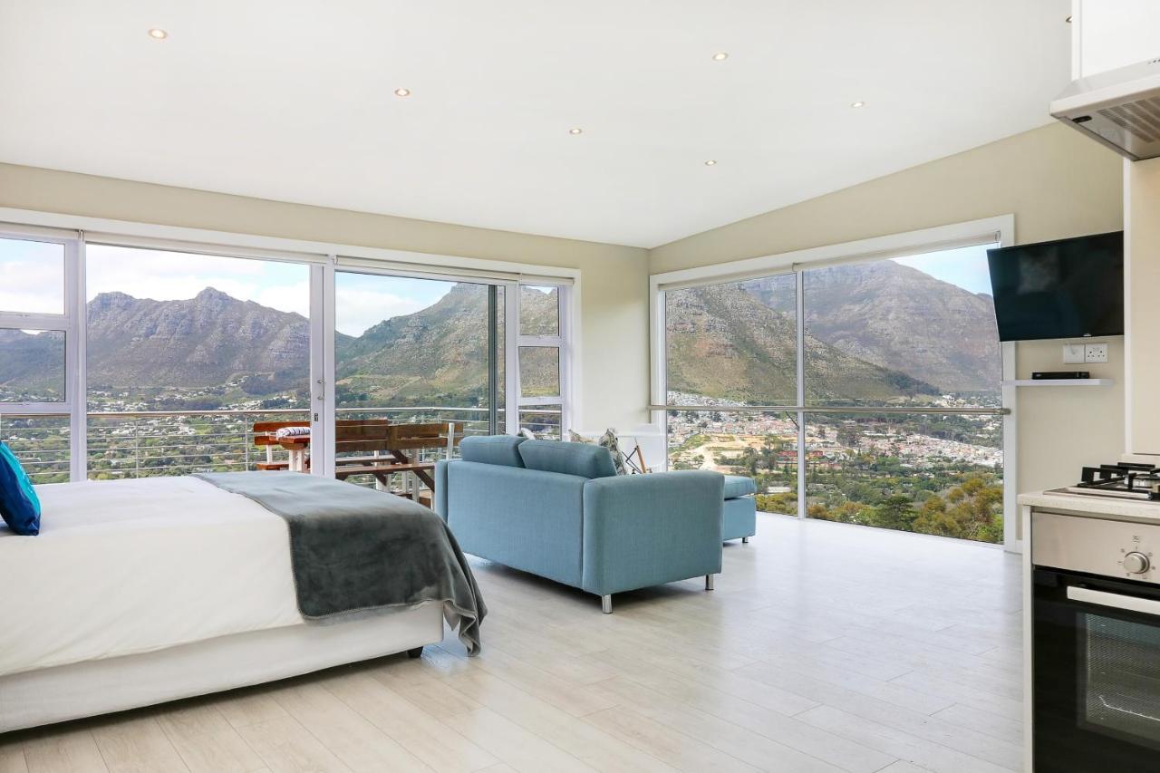 Mount Bay Hotel Hout Bay Exterior photo